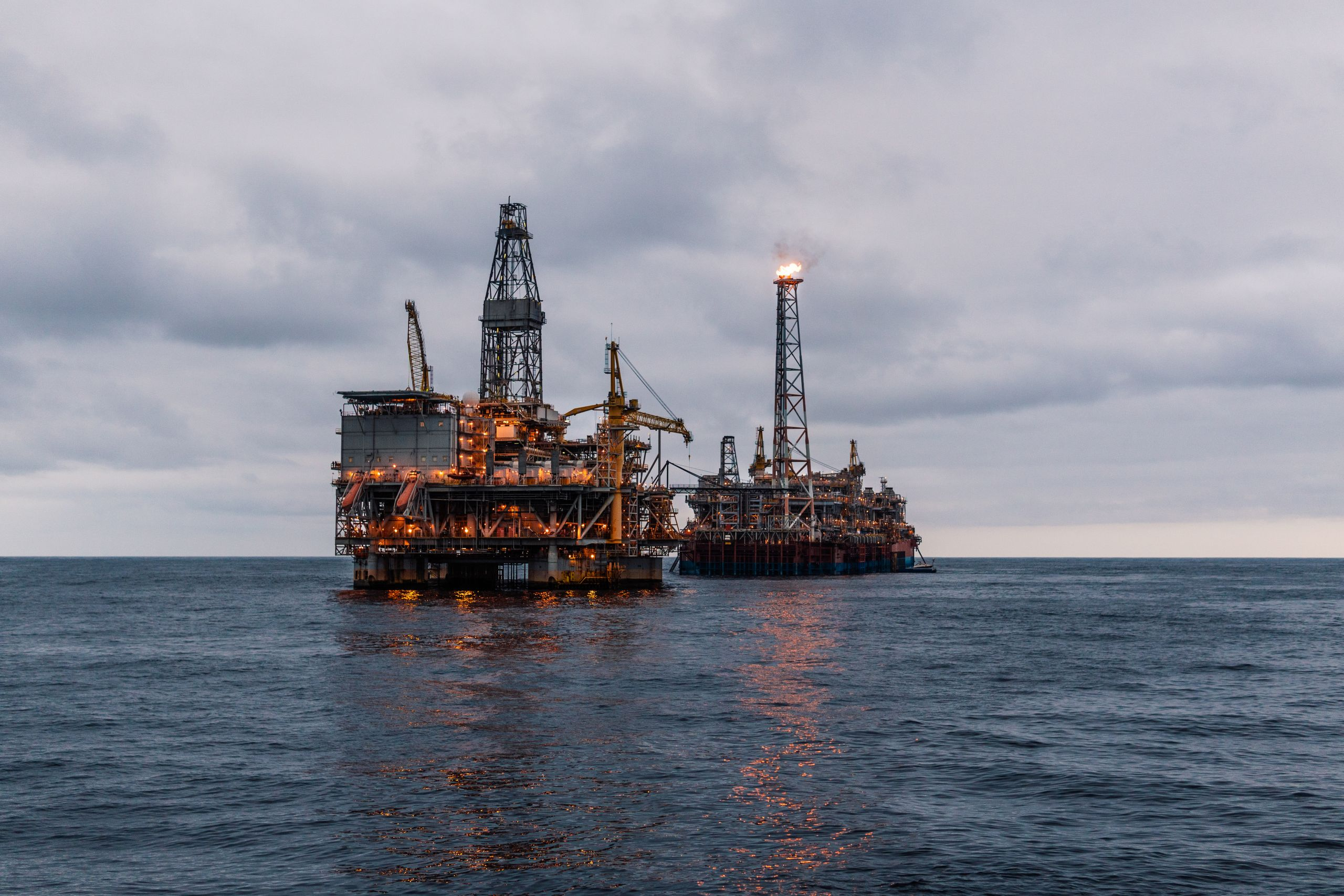 OIL & GAS